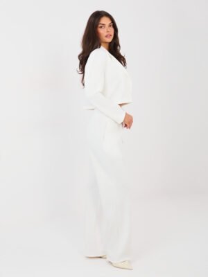 Alternative view of Conjunto Bonna – ecru