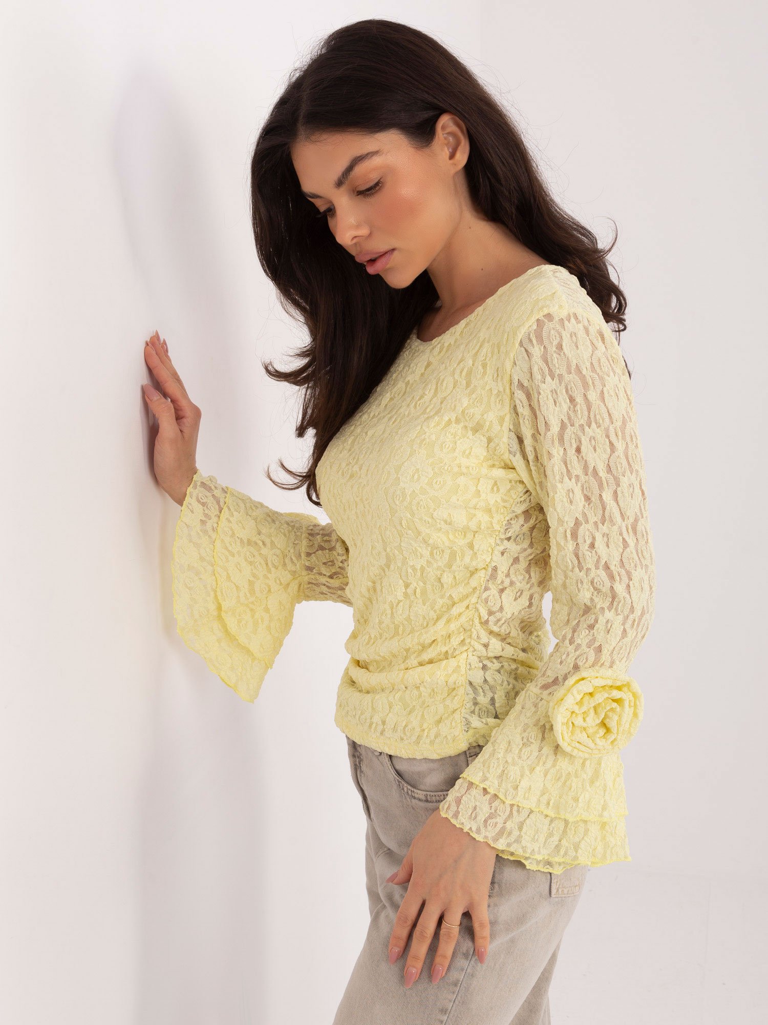 Blusa de encaje con rosas JESSY -amarillo claro - Imagen 2