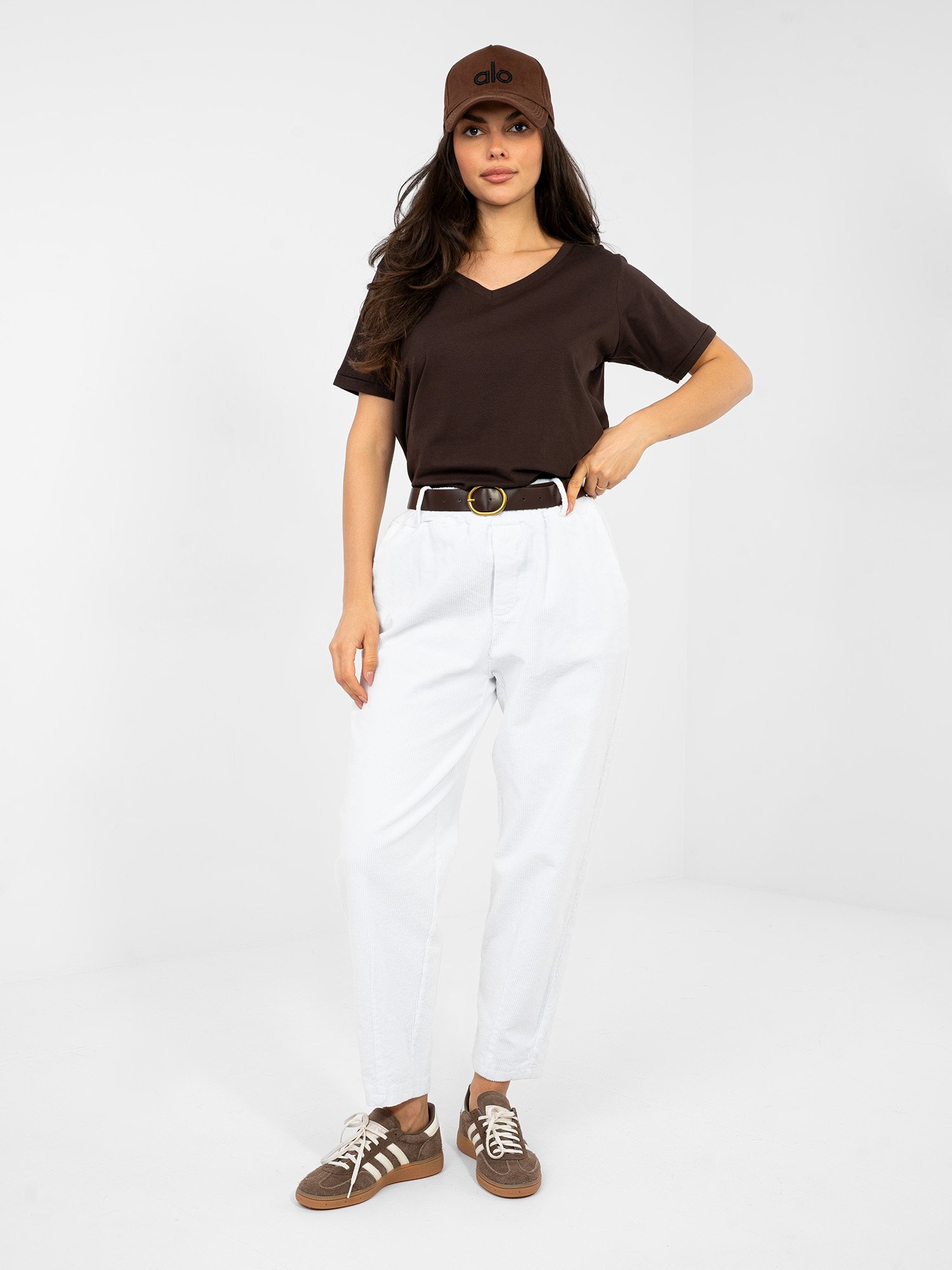 Pantalones cropped de pana con cinturón BROOKE - blanco