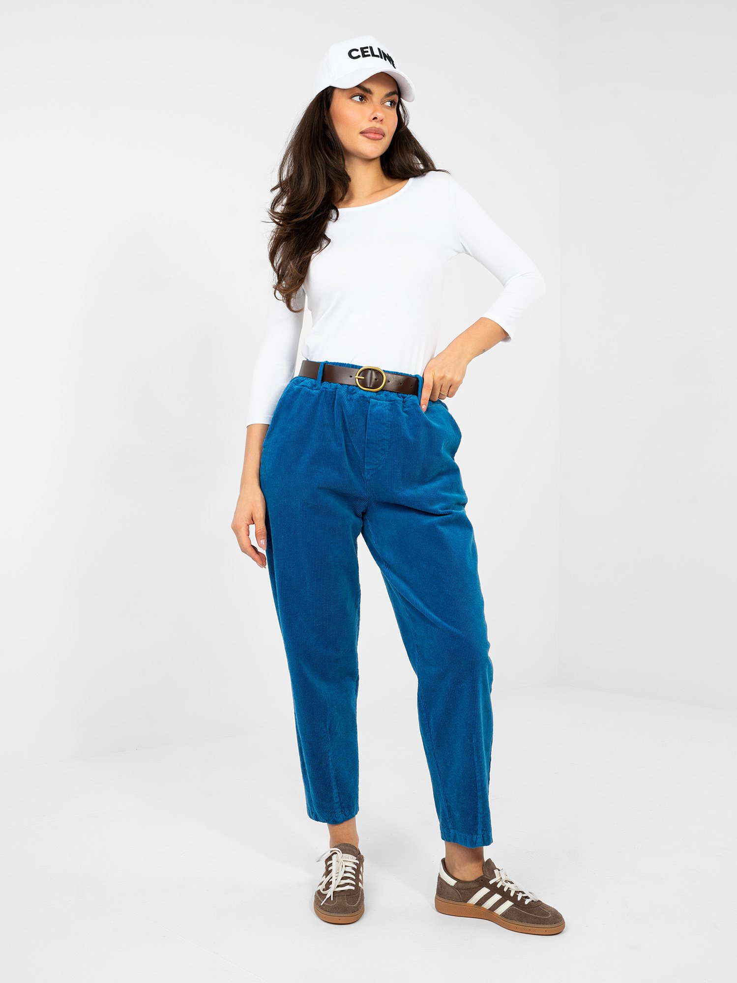 Pantalones cropped de pana con cinturón BROOKE - azul