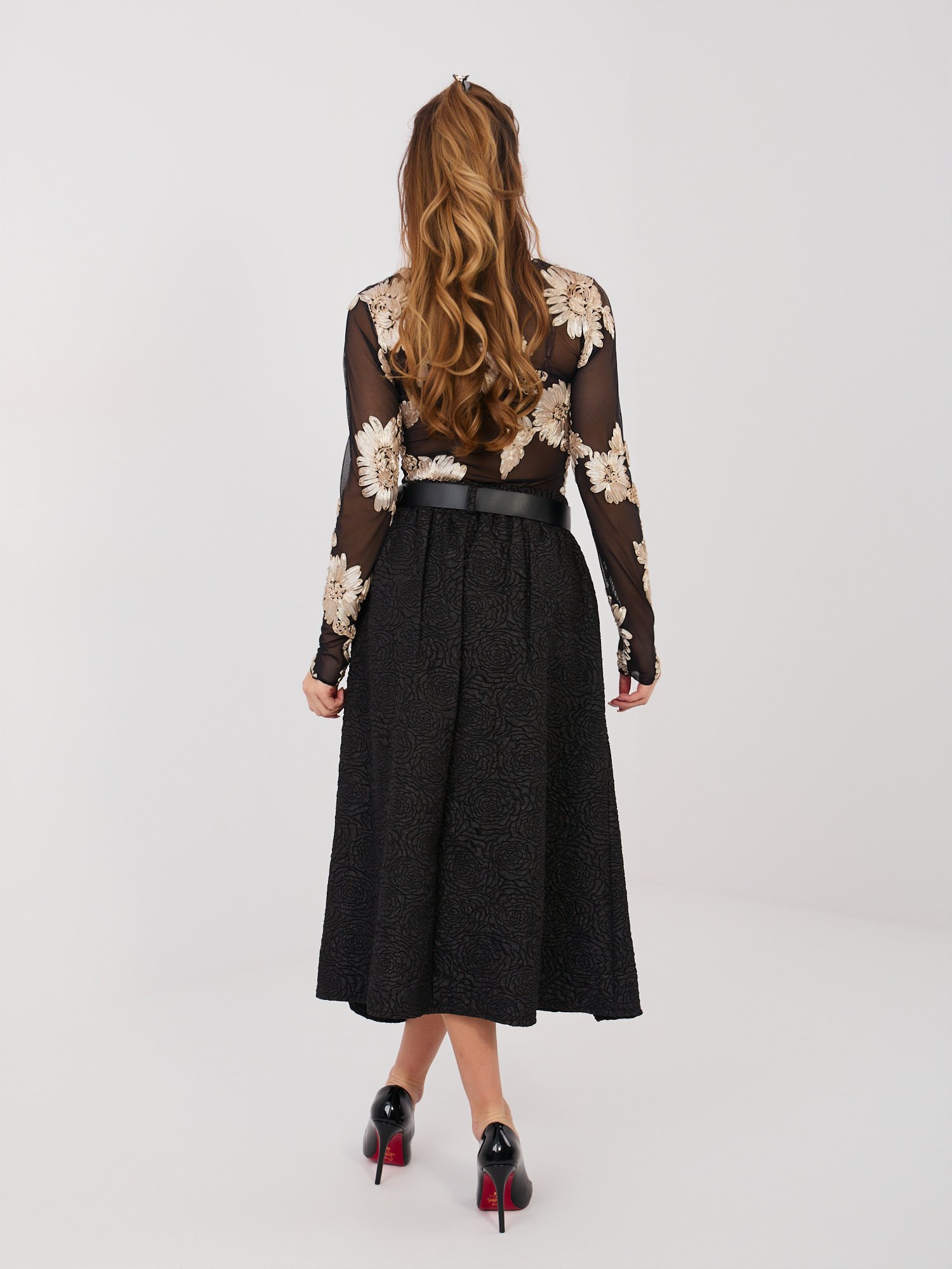 Falda midi de tejido texturizado con cinturón MARISSA - negro - Imagen 2