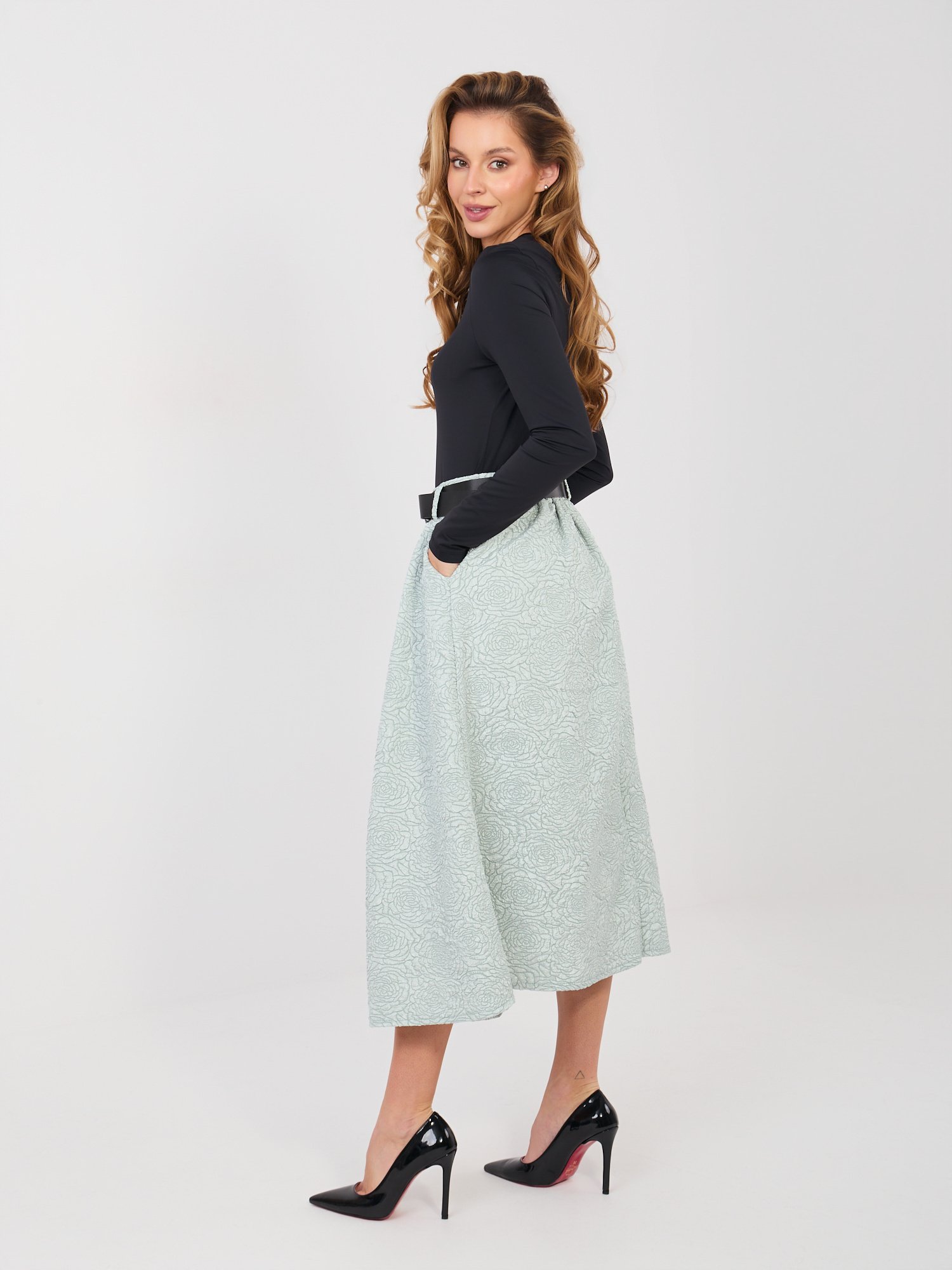 Falda midi de tejido texturizado con cinturón MARISSA - menta - Imagen 4