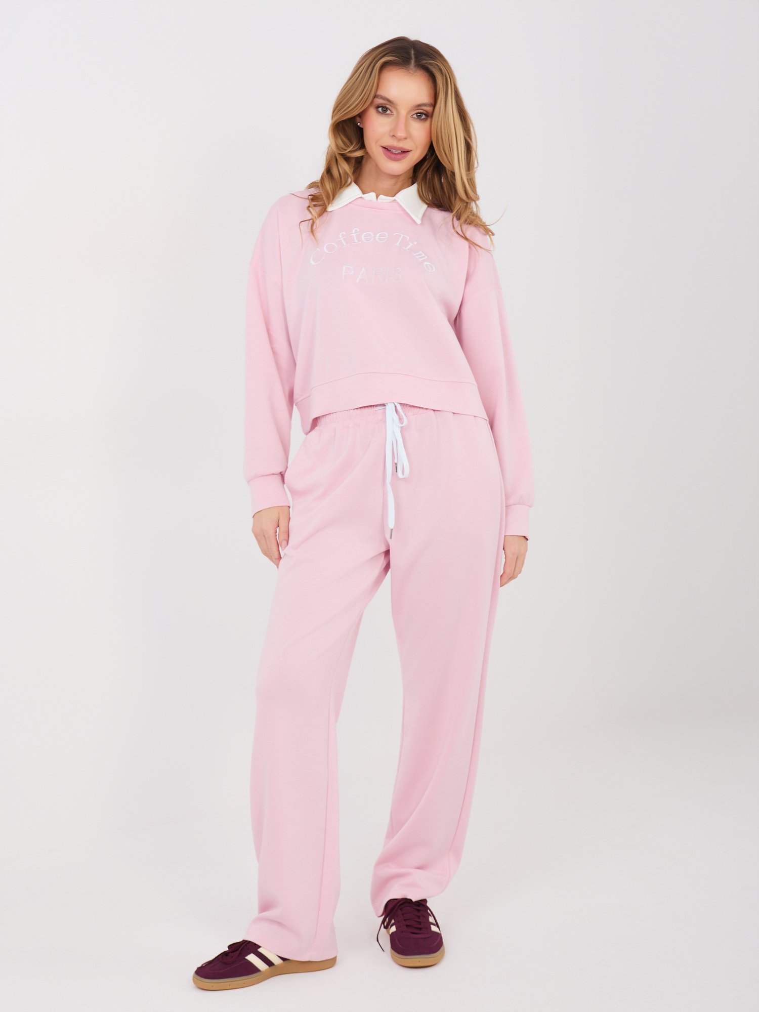 Conjunto de sudadera corta con cuello y pantalón LILLA - rosa claro