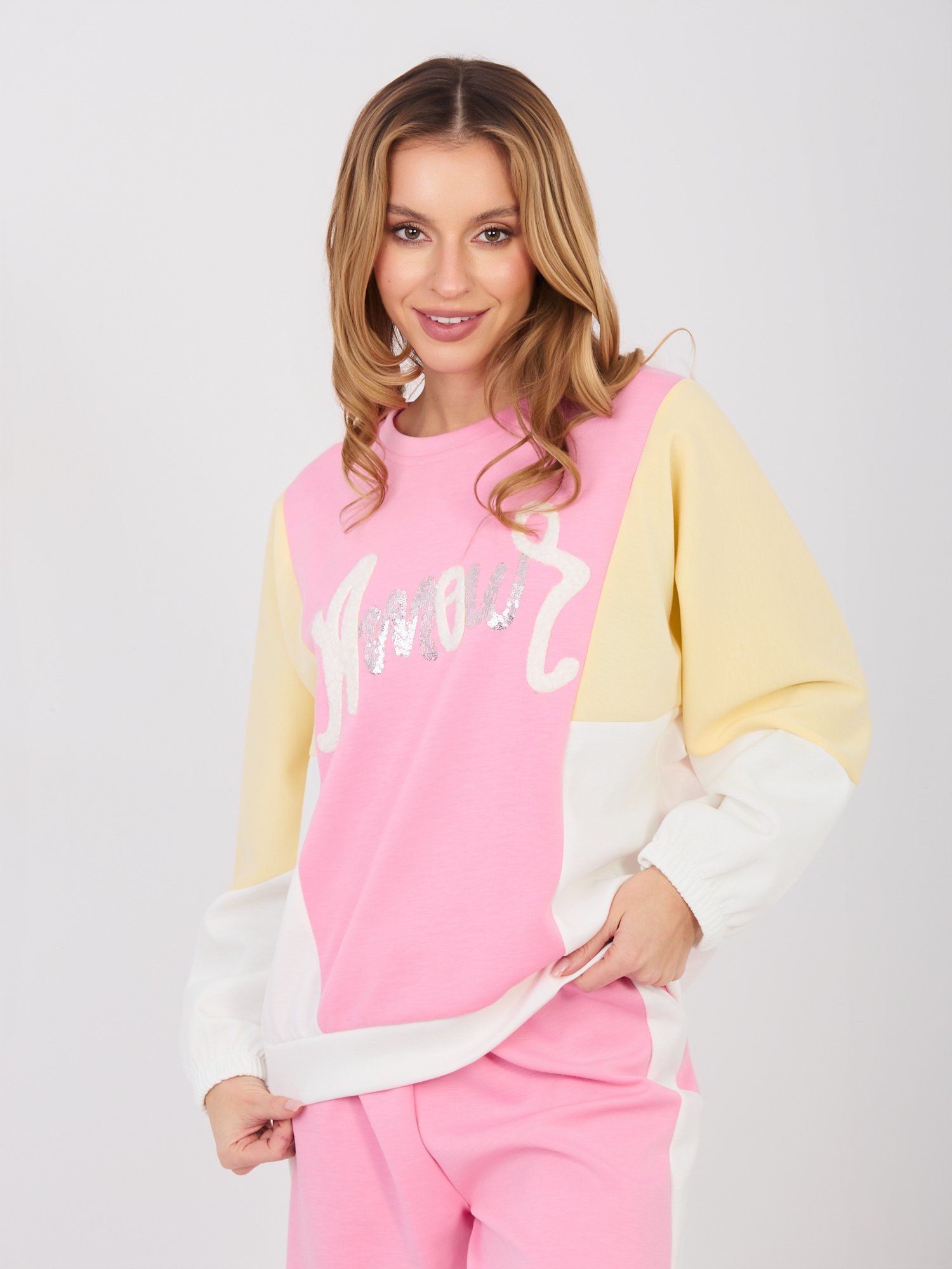 Conjunto casual con detalle de letras brillantes CHARLY - rosa - Imagen 2