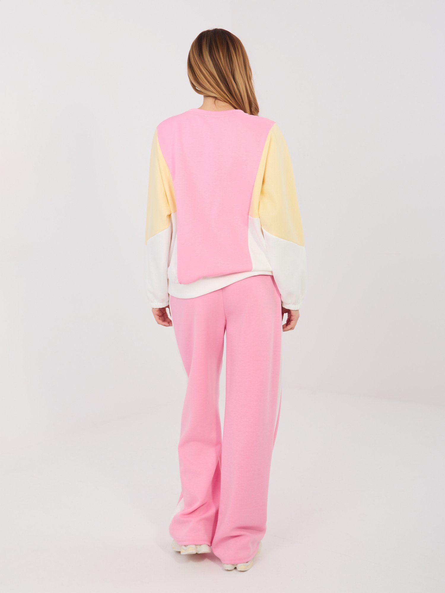 Conjunto casual con detalle de letras brillantes CHARLY - rosa - Imagen 5